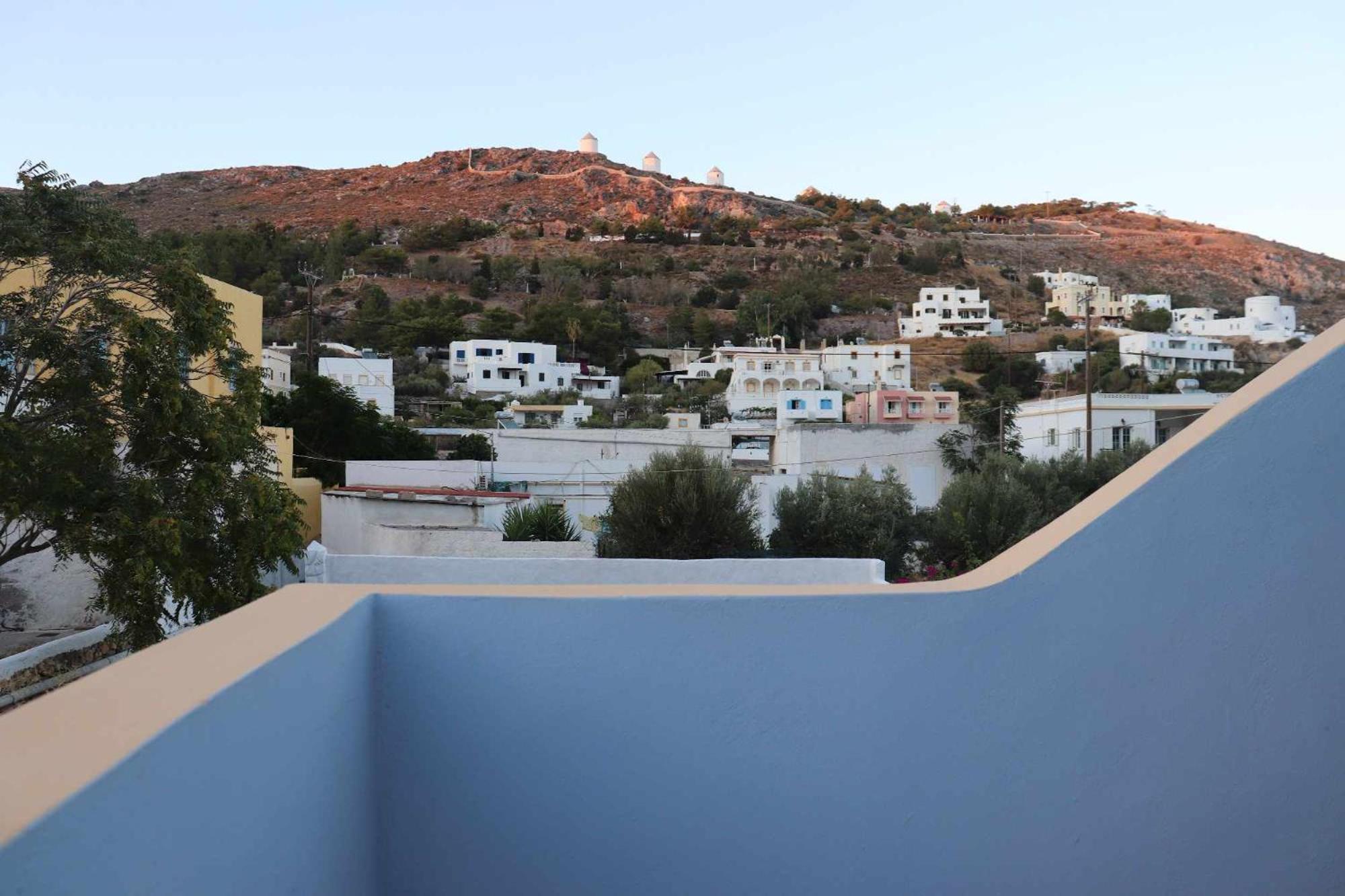Anemi Leros Apartments Panteli Екстер'єр фото